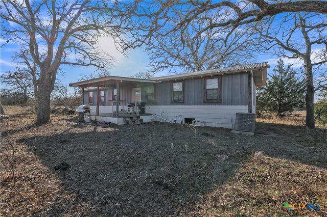 895 Patterson Road, Flatonia, TX 78941