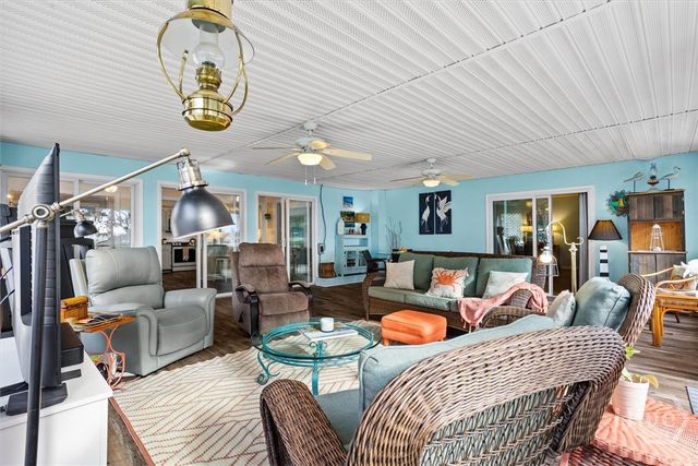 1214 Shell Point Road NE, Townsend, GA 31331