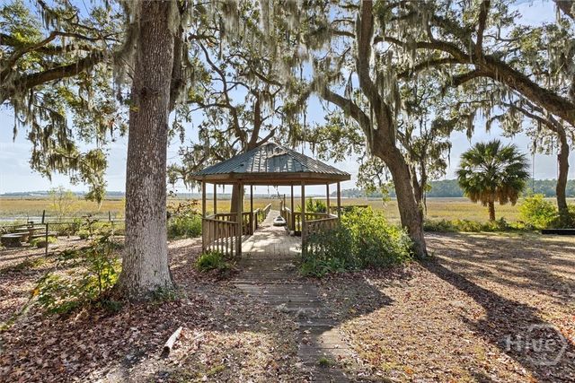 1214 Shell Point Road NE, Townsend, GA 31331