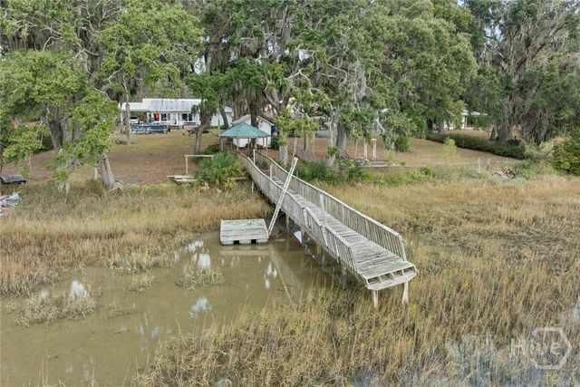 1214 Shell Point Road NE, Townsend, GA 31331