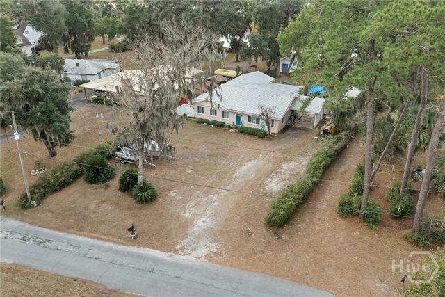 1214 Shell Point Road NE, Townsend, GA 31331