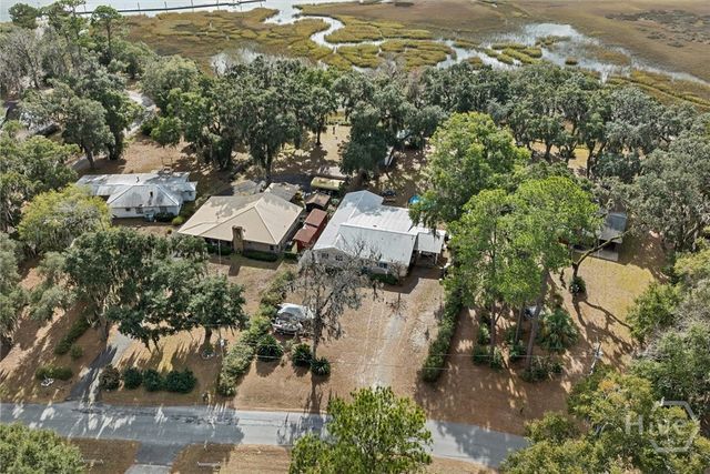 1214 Shell Point Road NE, Townsend, GA 31331