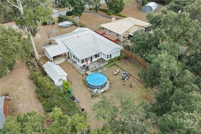 1214 Shell Point Road NE, Townsend, GA 31331