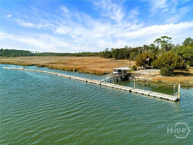 1214 Shell Point Road NE, Townsend, GA 31331