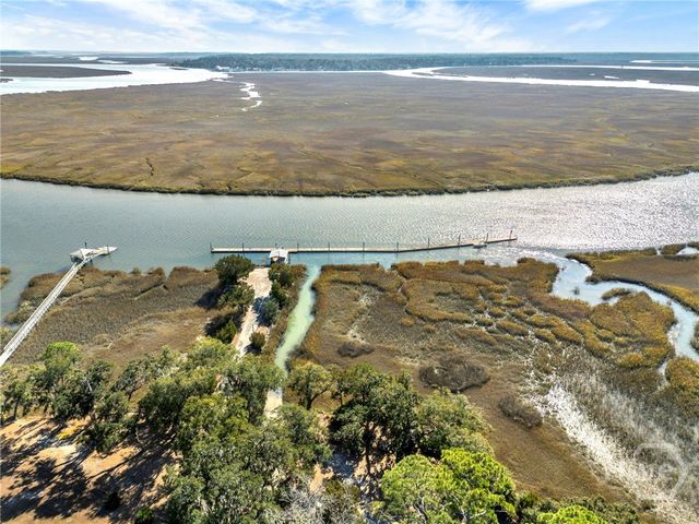 1214 Shell Point Road NE, Townsend, GA 31331