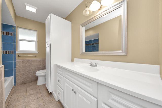 11123 Hazelhurst Drive, Houston, TX 77043