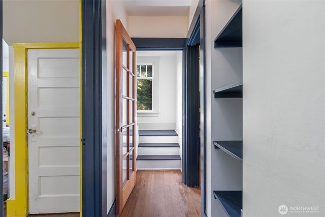 3007 S Court Street, Seattle, WA 98144