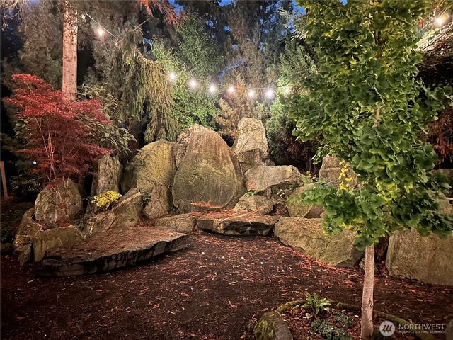 3007 S Court Street, Seattle, WA 98144