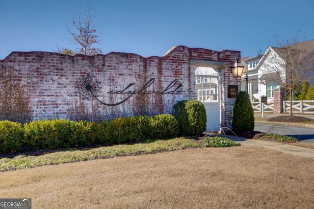 1026 Cagle Creek OVLK, Canton, GA 30115