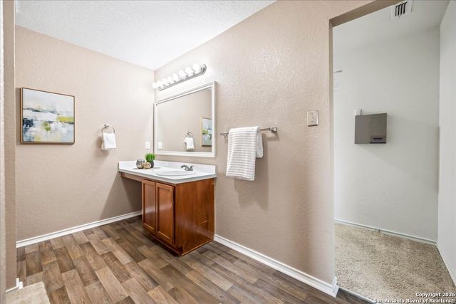 9922 Amber Ledge, San Antonio, TX 78245