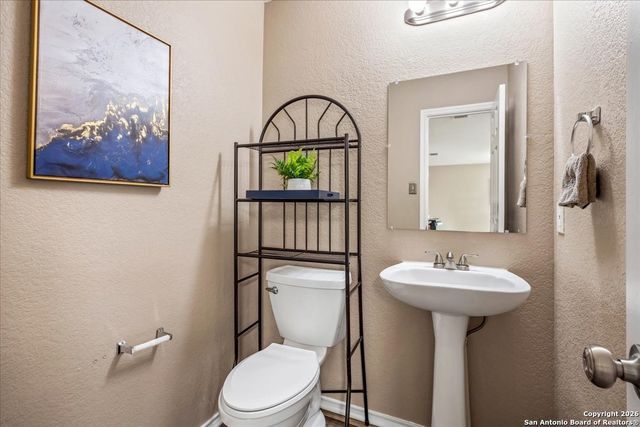 9922 Amber Ledge, San Antonio, TX 78245