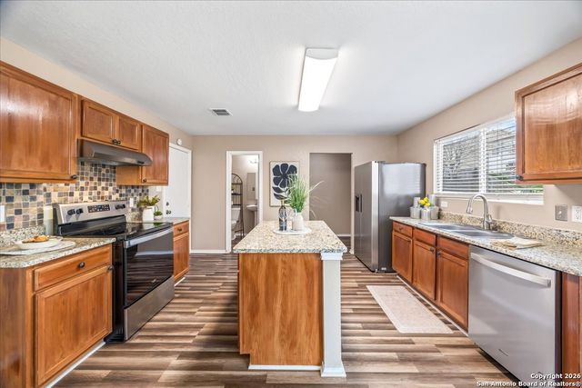 9922 Amber Ledge, San Antonio, TX 78245