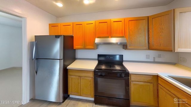 170-174 W Millstream Road, Cream Ridge, NJ 08514