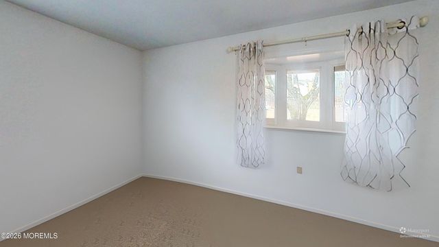 170-174 W Millstream Road, Cream Ridge, NJ 08514