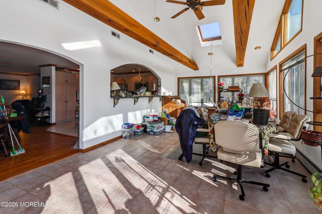 170-174 W Millstream Road, Cream Ridge, NJ 08514