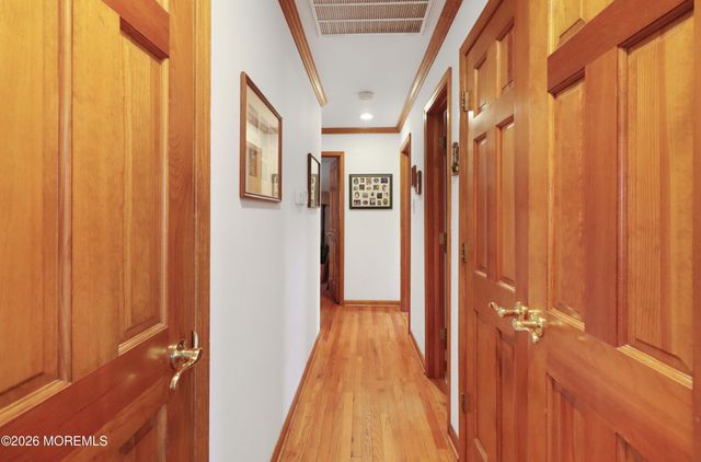 170-174 W Millstream Road, Cream Ridge, NJ 08514