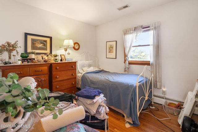 170-174 W Millstream Road, Cream Ridge, NJ 08514