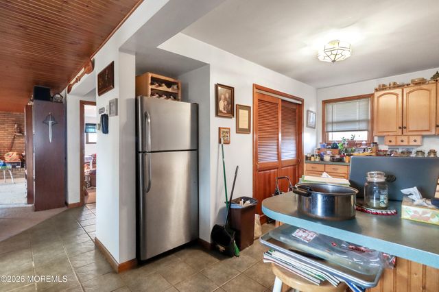 170-174 W Millstream Road, Cream Ridge, NJ 08514