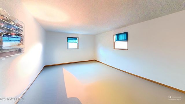 170-174 W Millstream Road, Cream Ridge, NJ 08514