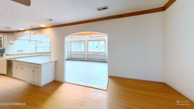 170-174 W Millstream Road, Cream Ridge, NJ 08514