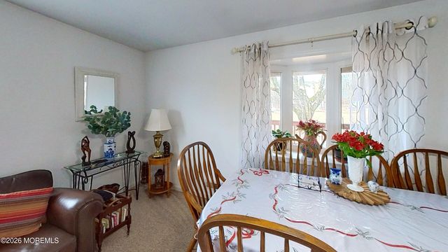 170-174 W Millstream Road, Cream Ridge, NJ 08514