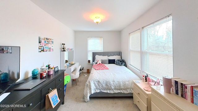 170-174 W Millstream Road, Cream Ridge, NJ 08514