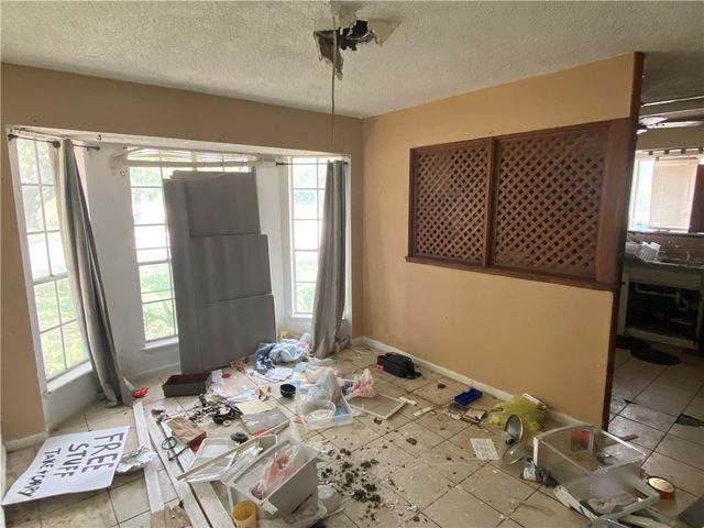 3733 Mendenhall Dr, Corpus Christi, TX 78415