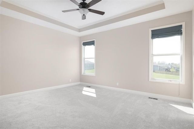 6992 141st Street, Basehor, KS 66007