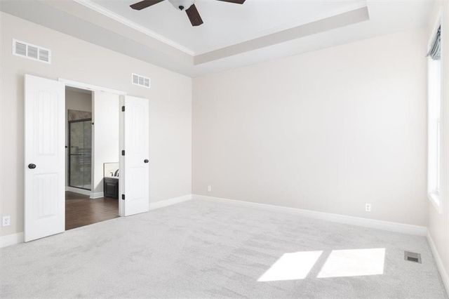 6992 141st Street, Basehor, KS 66007