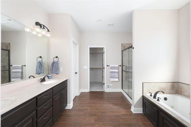 6992 141st Street, Basehor, KS 66007