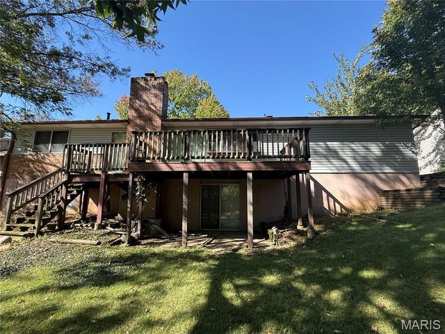 12670 Treeyard Lane, St Louis, MO 63138