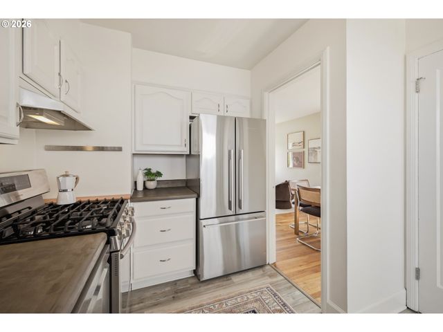 1233 Ne 76TH Ave, Portland, OR 97213