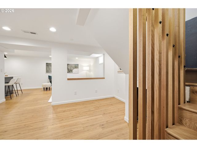 1233 Ne 76TH Ave, Portland, OR 97213