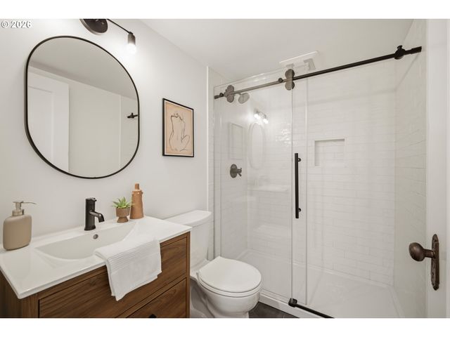 1233 Ne 76TH Ave, Portland, OR 97213