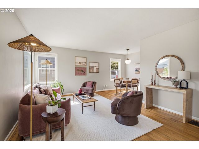 1233 Ne 76TH Ave, Portland, OR 97213