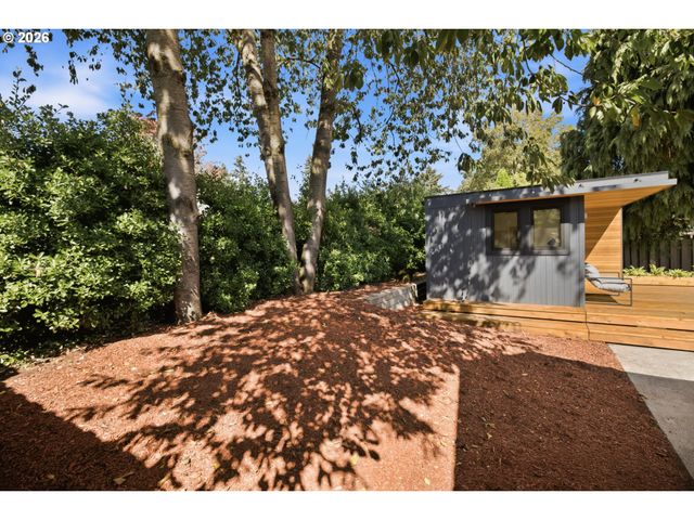 1233 Ne 76TH Ave, Portland, OR 97213