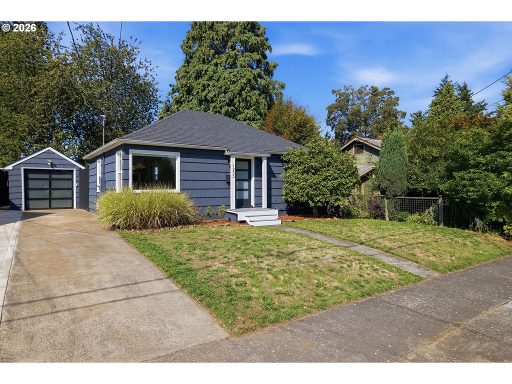 1233 Ne 76TH Ave, Portland, OR 97213