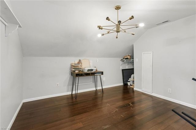 25 Lodge RD, Poquoson, VA 23662