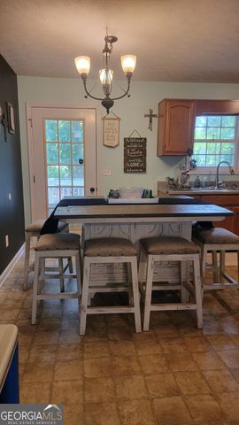 124 Taylors Lane, Carrollton, GA 30117