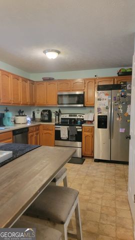 124 Taylors Lane, Carrollton, GA 30117