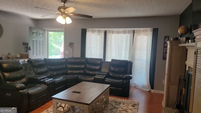 124 Taylors Lane, Carrollton, GA 30117