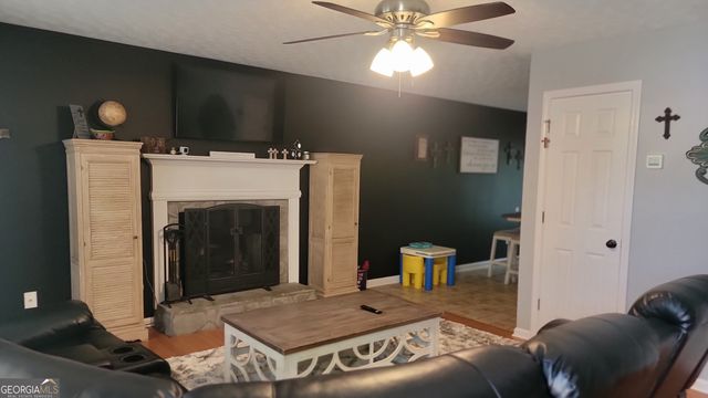 124 Taylors Lane, Carrollton, GA 30117