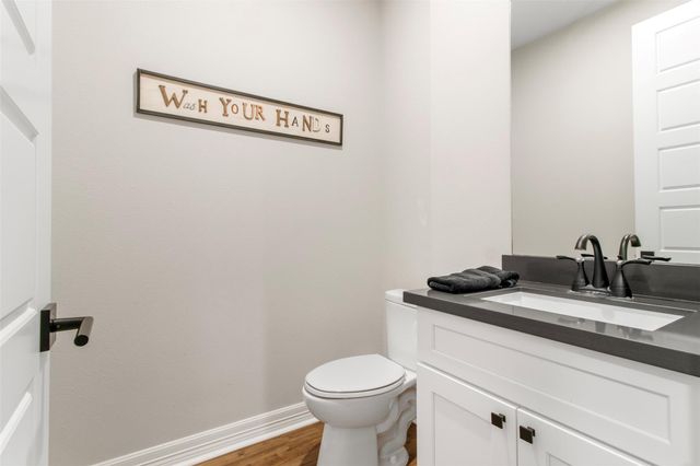 13510 Fallbrook Circle, Mont Belvieu, TX 77535