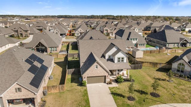 13510 Fallbrook Circle, Mont Belvieu, TX 77535