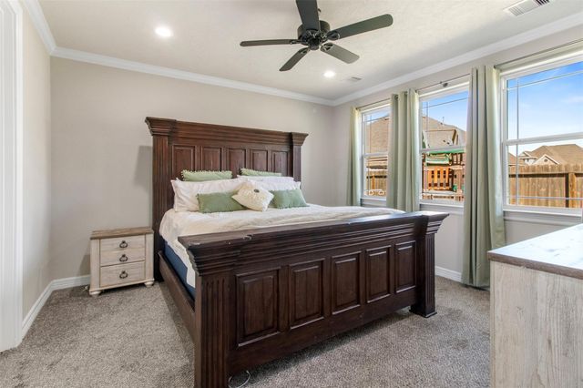 13510 Fallbrook Circle, Mont Belvieu, TX 77535