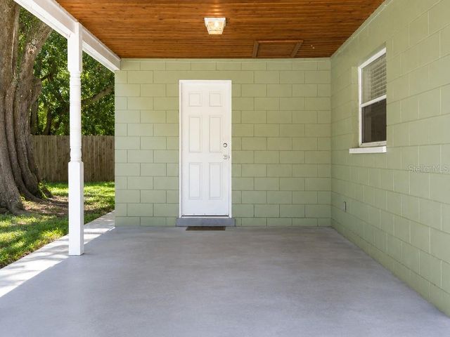 516 TANGLEWOOD DRIVE, Auburndale, FL 33823
