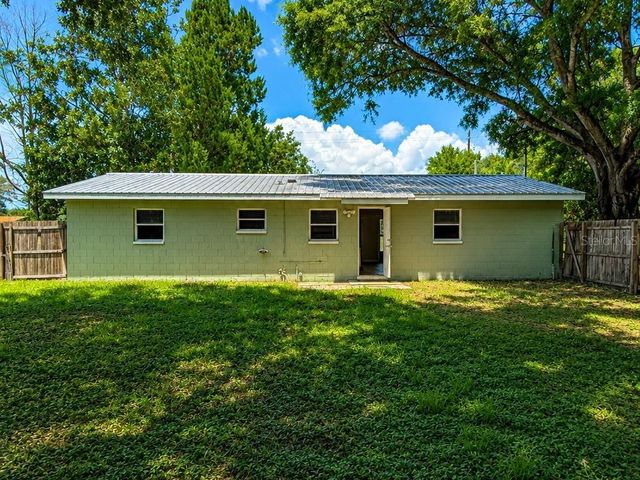 516 TANGLEWOOD DRIVE, Auburndale, FL 33823