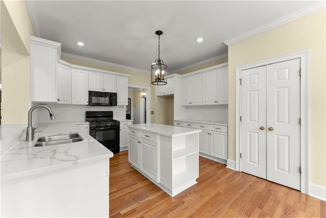 1180 Springdale Road, Gainesville, GA 30501