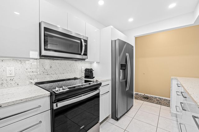 525 N Ocean Boulevard D, Pompano Beach, FL 33062