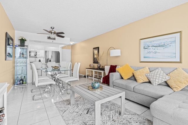 525 N Ocean Boulevard D, Pompano Beach, FL 33062